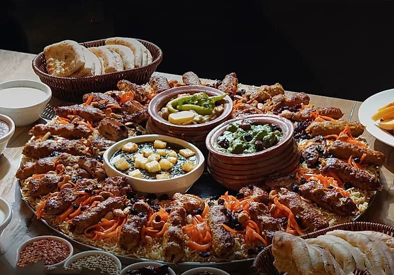 Al Khan Restaurant | Multi-Cuisine Dining in Lahore restaurant story